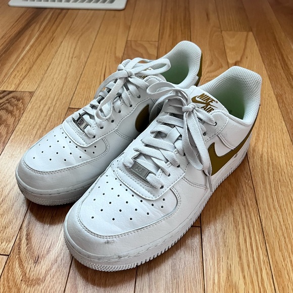 Nike Airforce US 7 wmns - Picture 4 of 5